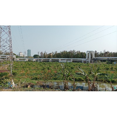 工業(yè)區(qū)內(nèi)蒸汽管道 (4)
